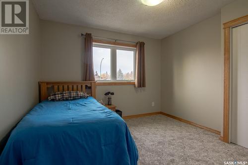 659 Candle Way, Saskatoon, SK - Indoor Photo Showing Bedroom