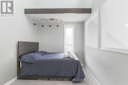 28 Wakeford Road, Kawartha Lakes (Little Britain), ON - Indoor Photo Showing Bedroom