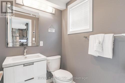 28 Wakeford Road, Kawartha Lakes (Little Britain), ON - Indoor Photo Showing Bathroom