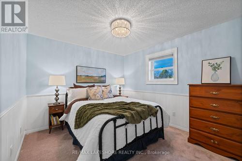 68 Cooper Court, Cobourg, ON - Indoor Photo Showing Bedroom