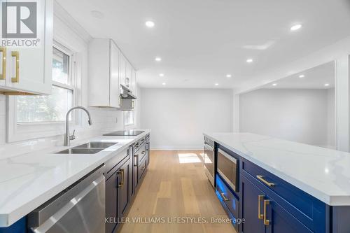 314 Laughton Crescent, Strathroy-Caradoc (Sw), ON - Indoor Photo Showing Kitchen With Double Sink With Upgraded Kitchen