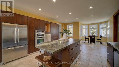 1659 Hamilton Road, London, ON - Indoor Photo Showing Kitchen With Stainless Steel Kitchen