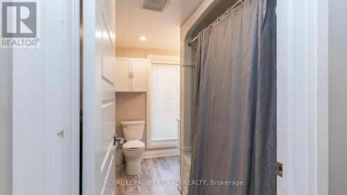 185 Queen Street, West Elgin (Rodney), ON - Indoor Photo Showing Bathroom