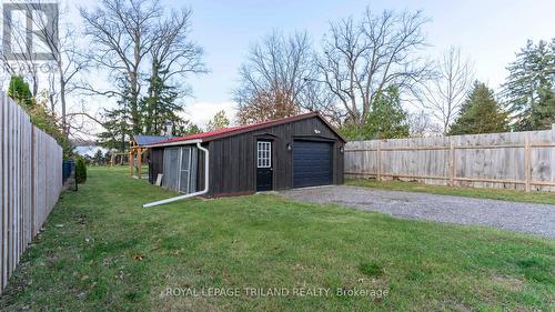 185 Queen Street, West Elgin (Rodney), ON - Outdoor