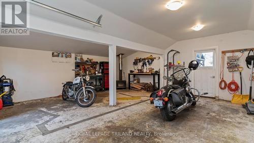 185 Queen Street, West Elgin (Rodney), ON - Indoor Photo Showing Garage