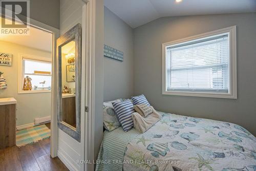 D - 440 West Edith Cavell Boulevard, Central Elgin (Port Stanley), ON - Indoor Photo Showing Bedroom