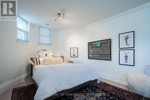 1 - 440 Wellington Street, London, ON - Indoor Photo Showing Bedroom