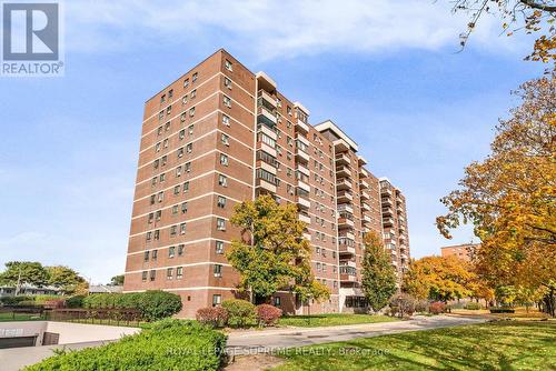 824 - 1625 Bloor Street E, Mississauga, ON - Outdoor With Balcony With Facade