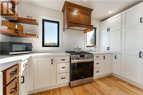 490 Glebe Road, Chamcook, NB - Indoor Photo Showing Kitchen