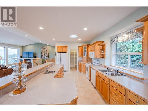 19409 Mcdougald Road, Summerland, BC - Indoor Photo Showing Kitchen With Double Sink