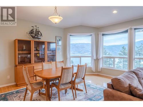 19409 Mcdougald Road, Summerland, BC - Indoor Photo Showing Dining Room