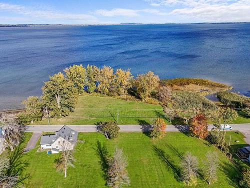 Aerial photo - Boul. Perrot, Notre-Dame-De-L'Île-Perrot, QC 