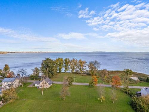 Aerial photo - Boul. Perrot, Notre-Dame-De-L'Île-Perrot, QC 