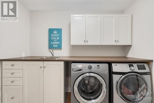 142 Chenoa Way, Nepean, ON - Indoor Photo Showing Laundry Room