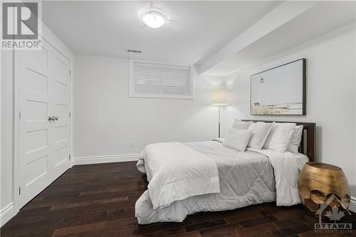 142 Chenoa Way, Nepean, ON - Indoor Photo Showing Bedroom