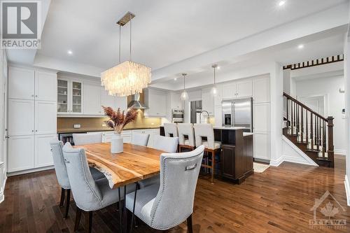 142 Chenoa Way, Nepean, ON - Indoor Photo Showing Dining Room