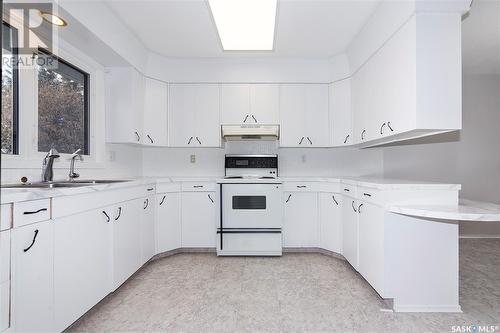 1989 New Market Drive, Tisdale, SK - Indoor Photo Showing Kitchen