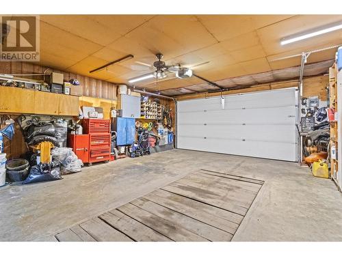 224 Cypress Avenue, Kamloops, BC - Indoor Photo Showing Garage