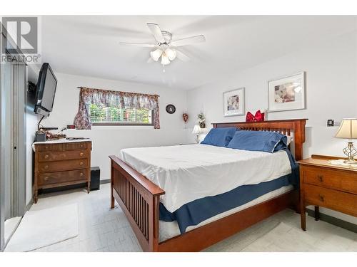 224 Cypress Avenue, Kamloops, BC - Indoor Photo Showing Bedroom