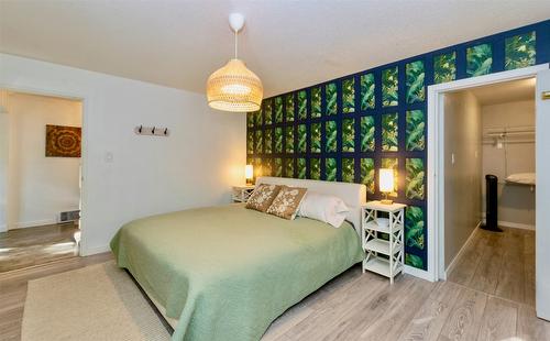 4179 Ashe Crescent, Scotch Creek, BC - Indoor Photo Showing Bedroom