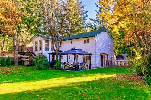 4179 Ashe Crescent, Scotch Creek, BC - Outdoor With Deck Patio Veranda