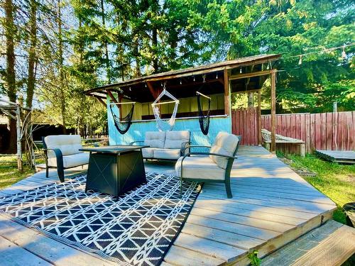 4179 Ashe Crescent, Scotch Creek, BC - Outdoor With Deck Patio Veranda