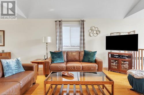 103 Forestway Trail, Woodstock, ON - Indoor Photo Showing Living Room