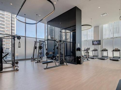 Exercise room - 1004-2320 Rue Tupper, Montréal (Ville-Marie), QC - Indoor Photo Showing Gym Room