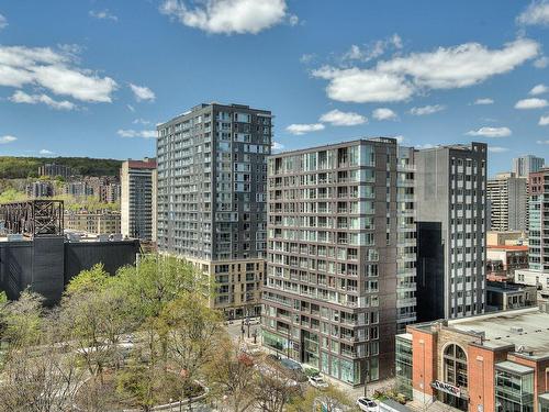 View - 1004-2320 Rue Tupper, Montréal (Ville-Marie), QC - Outdoor With Facade