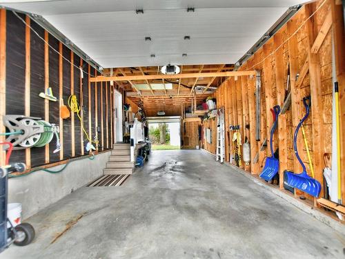 Barn - 24 Rue Doucet, Victoriaville, QC - Indoor Photo Showing Garage