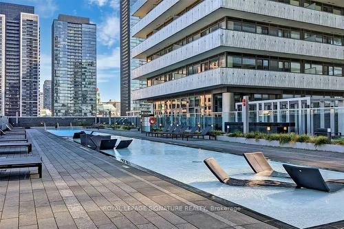 901-50 Charles St E, Toronto, ON - Outdoor With Balcony