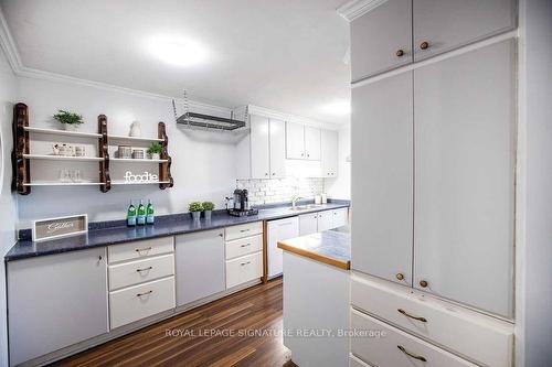 64-700 Harmony Rd N, Oshawa, ON - Indoor Photo Showing Kitchen