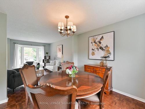 4273 Credit Pointe Dr, Mississauga, ON - Indoor Photo Showing Dining Room