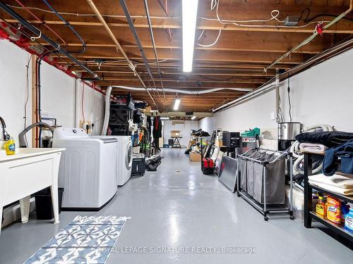 14 Cherrywood Ave, Grimsby, ON - Indoor Photo Showing Laundry Room