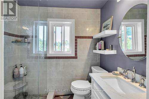 1601 Queen Street, Cornwall (717 - Cornwall), ON - Indoor Photo Showing Bathroom