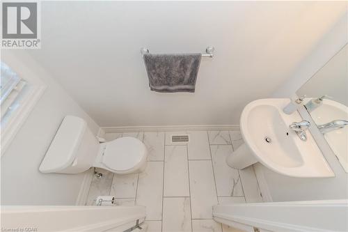 Bathroom with toilet - 1023 Devonshire Avenue Unit# 3, Woodstock, ON - Indoor Photo Showing Bathroom