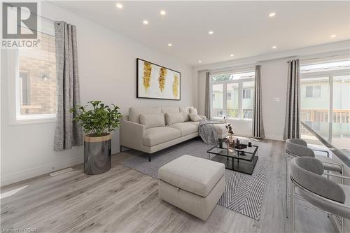 1023 Devonshire Avenue Unit# 3, Woodstock, ON - Indoor Photo Showing Living Room