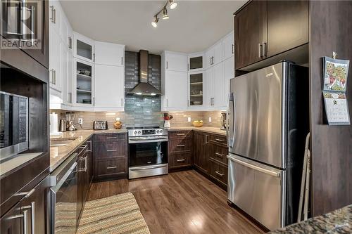 412 Fifth Street Unit#205, Cornwall, ON - Indoor Photo Showing Kitchen With Upgraded Kitchen