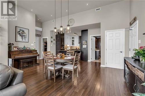 412 Fifth Street Unit#205, Cornwall, ON - Indoor Photo Showing Dining Room