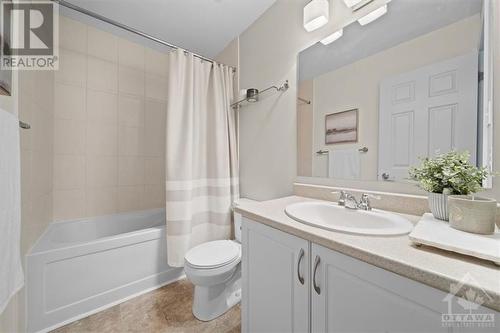 1019 Pampero Crescent, Ottawa, ON - Indoor Photo Showing Bathroom