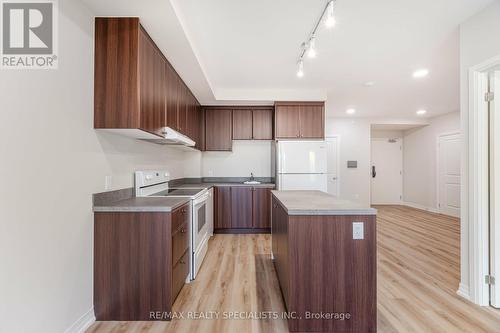 234 - 50 Herrick Avenue, St. Catharines, ON - Indoor Photo Showing Kitchen