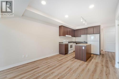 234 - 50 Herrick Avenue, St. Catharines, ON - Indoor Photo Showing Kitchen