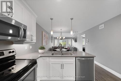 93 Aspen Drive, Quinte West, ON - Indoor Photo Showing Kitchen With Double Sink With Upgraded Kitchen