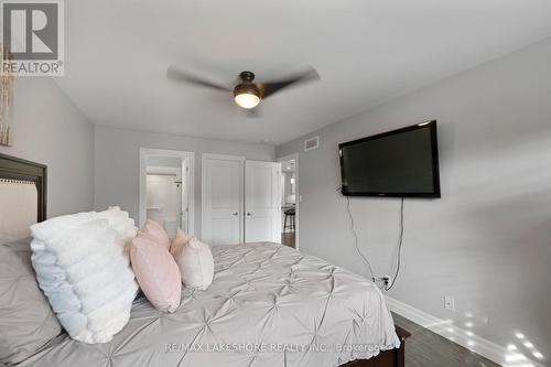 93 Aspen Drive, Quinte West, ON - Indoor Photo Showing Bedroom