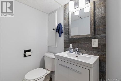 54 Mount Royal Boulevard, Moncton, NB - Indoor Photo Showing Bathroom