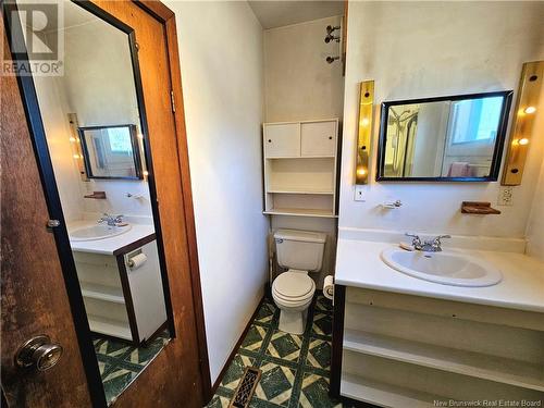 272 Route 955, Bayfield, NB - Indoor Photo Showing Bathroom