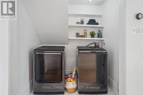 29 Bond Street S, Hamilton, ON - Indoor Photo Showing Laundry Room