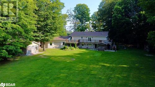 View of yard with a deck - 264 Salem Road, Barrie, ON 