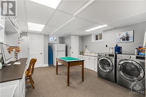 6654 Carolin Court, Ottawa, ON - Indoor Photo Showing Laundry Room