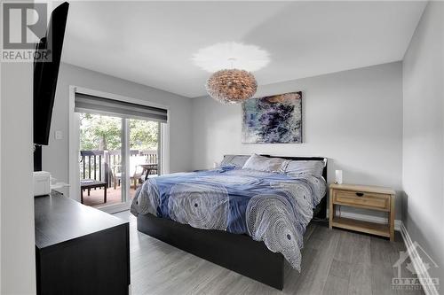 1034 Bayview Drive, Ottawa, ON - Indoor Photo Showing Bedroom